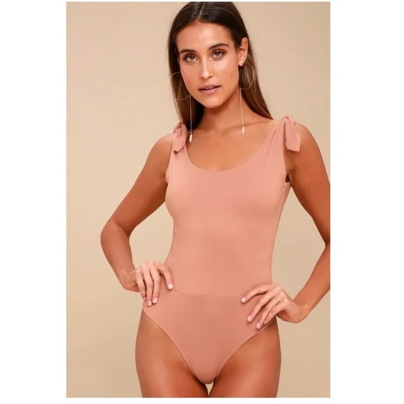 Lulu's Sleeveless Scoop Neck Tank Top Bodysuit Size S *NWT* - Picture 1 of 4